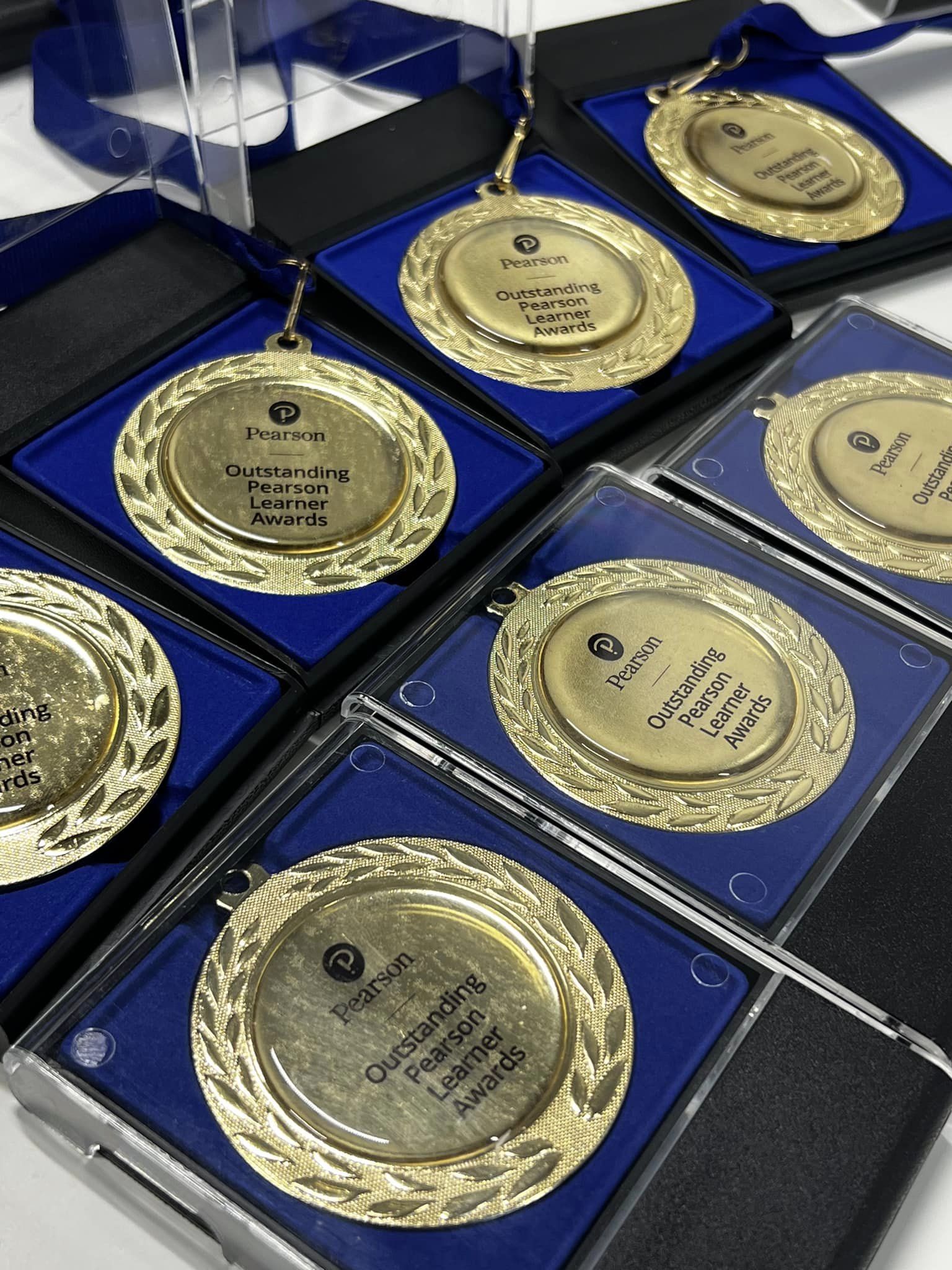 Wybitni polscy uczniowie z nagrodami Outstanding Pearson Learner Awards