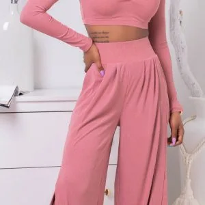 Nowość. szerokie różowe spodnie prążkowane donat 127 w super cenie