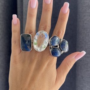 Nowość. super cena – pierścionek z fasetowanym szafirem 14/15