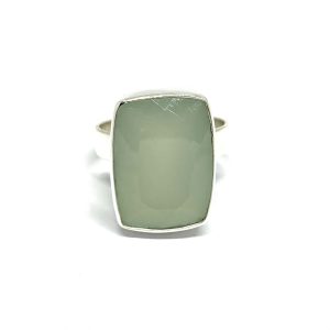 Nowość. Pierścionek z miętowym chalcedonem w super cenie