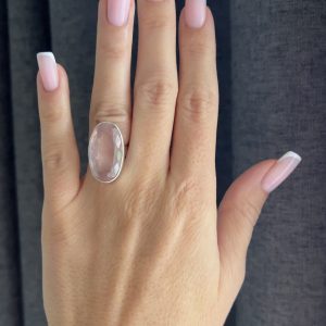 Nowość. pierścionek z różowym kwarcem 8-9 w super cenie