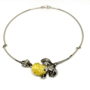 Nowość. secesyjna kolia z ręcznie rzeźbioną różą w super cenie