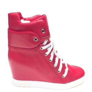 Nowość. Skórzane sneakersy casadei w super cenie
