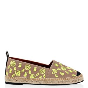 Nowość: modne espadryle z monogramem w super cenie