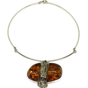 Nowość. Kolia z bursztynem w super cenie – wyjątkowa oferta