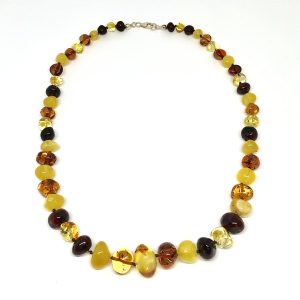 Bursztynowe korale - nowość w super cenie