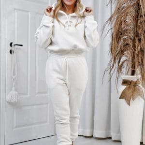 Nowość. Biały dres damski 145146 w super cenie