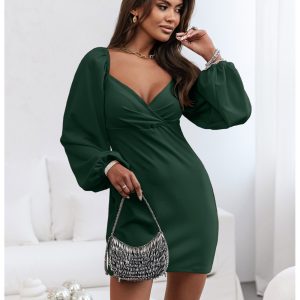 Nowość. sukienka mini z bufiastymi rękawami za super cenę