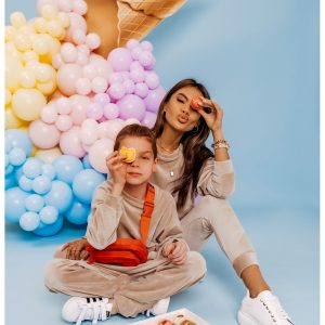 Nowość. dziecięcy dres welurowy diego beżowy w super cenie