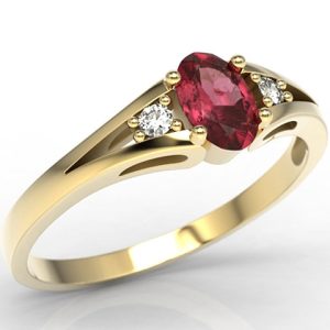 Pierścionek z żółtego złota JP-22Z z rubinem i diamentami 0,04 ct.