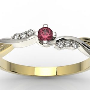 Pierścionek zaręczynowy z żółtego i białego złota z rubinem i diamentami 0,03 ct wzór AP-7009ZB