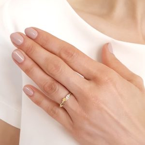 Pierścionek z żółtego złota z topazem Swarovski Honey i brylantami BP-81Z