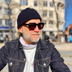 Okulary przeciwsłoneczne z filtrem UV400 STL27 czarne + akcesoria