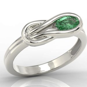 Pierścionek z białego złota ze szmaragdem BP-69B