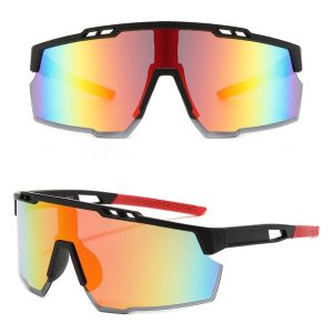 Sportowe okulary przeciwsłoneczne z filtrem UV400 Black/Red SVM-13D ze skazą
