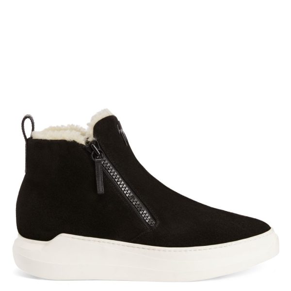 OCIEPLANE BUTY ZA KOSTKĘ "CONLEY HIGH"