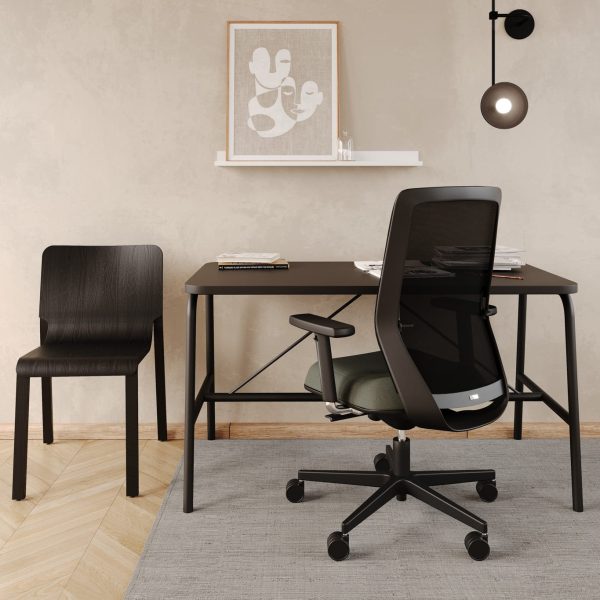 Fotel obrotowy Milla ML 102 czarny