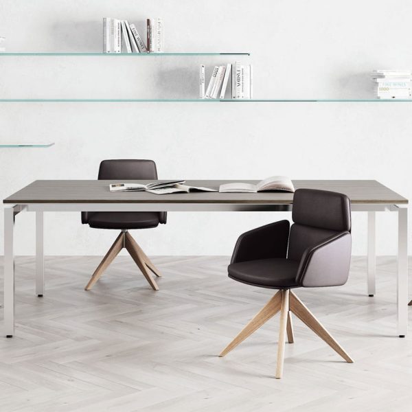 Fotel konferncyjny Lead 141 096