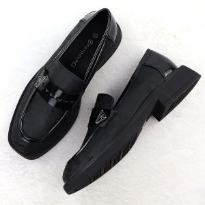 Półbuty damskie lordsy czarne Potocki SZ12650