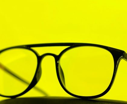 Okulary do czytania. Fot. unsplash