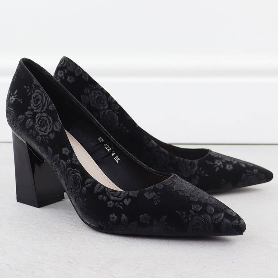 Czółenka damskie w kwiaty na słupku czarne Vinceza 62254