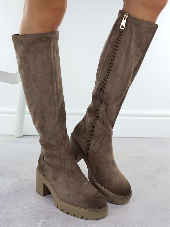 Kozaki damskie zamszowe ocieplane beżowe Vinceza 58332