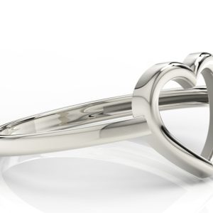 Srebrny pierścionek w kształcie serca AP-S-50