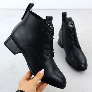 Skórzane botki damskie na obcasie czarne Vinceza 66805