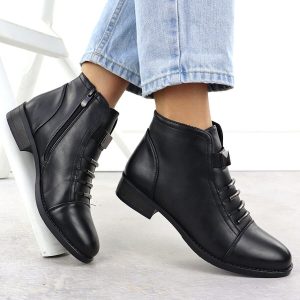 Botki damskie z ozdobami czarne Sabatina DM25-08