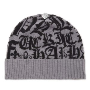 DZIANINOWA CZAPKA Z MONOGRAMEM