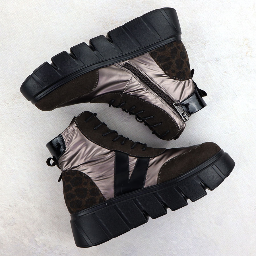 Botki damskie na grubej podeszwie brązowe Vinceza 26-58562