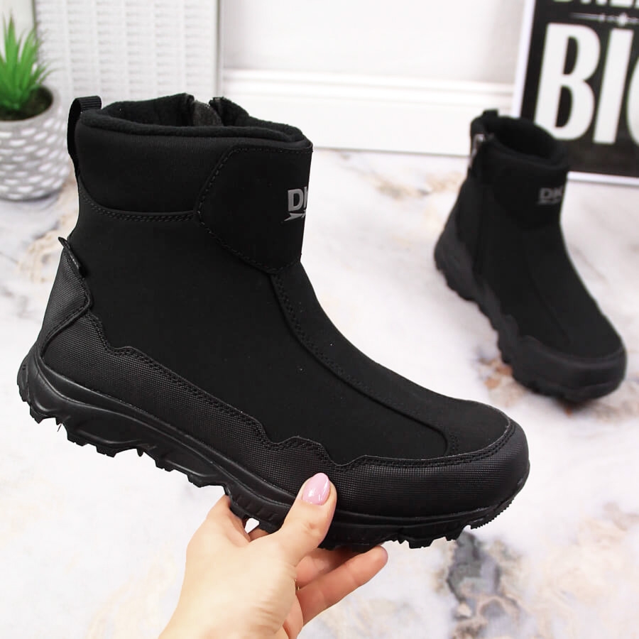 Wodoodporne śniegowce młodzieżowe ocieplane trekkingowe czarne DK 2462