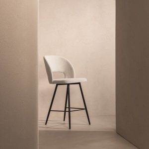 Hoker tapicerowany Caspian, jasnobeżowy/czarne nogi