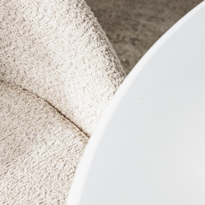 Krzesło z dziurą w oparciu Luigi beżowe, boucle