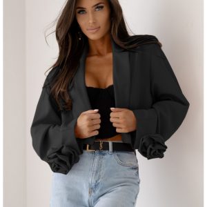 Krótka marynarka oversize z różą na rękawie MALLA - czarna