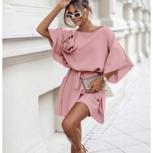 Kobieca sukienka nietoperz z różą BRIA - brudny róż