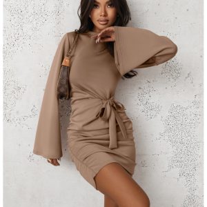 Masełkowa sukienka mini z wiązaniem MERE - mocha mousse