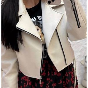 Krótka kurtka ramoneska z eko-skóry ASTRA - jasny beż