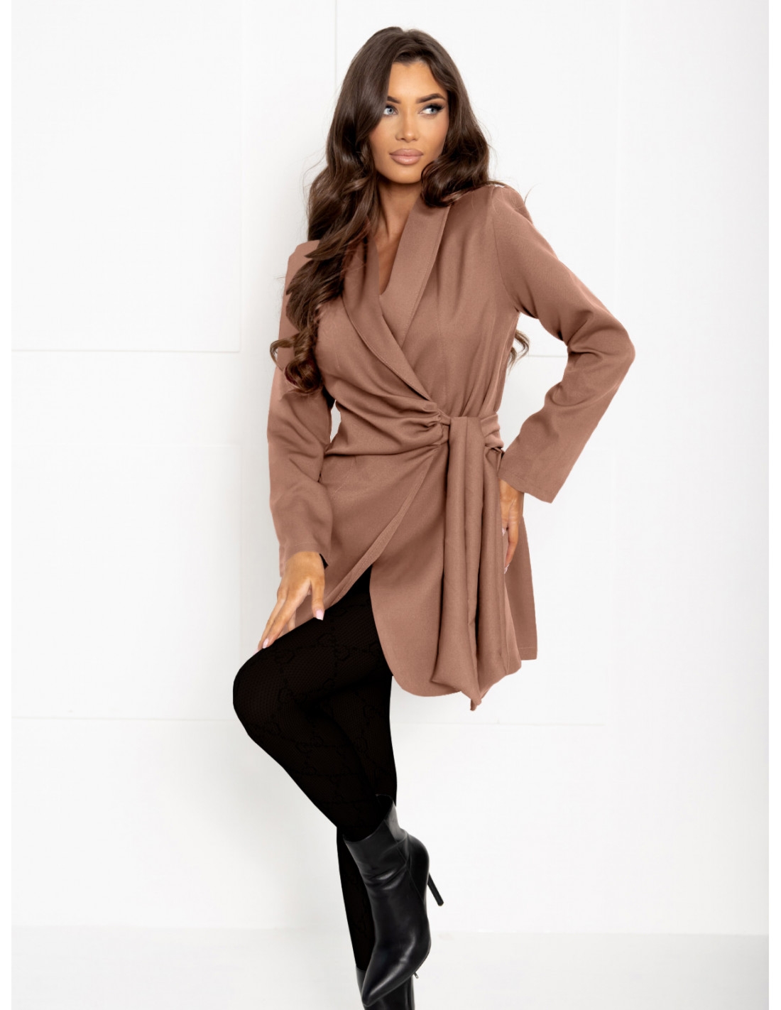 Przekładana marynarka z wiązaniem ETIEN - cappuccino