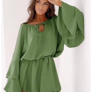 Sukienka oversize z falbanami na rękawach ZUMA - szałwiowa