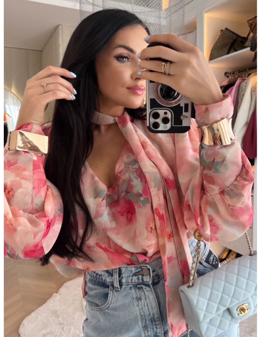 Elegancka bluzka z wiązaniem przy szyi SOTIA - wzór 1