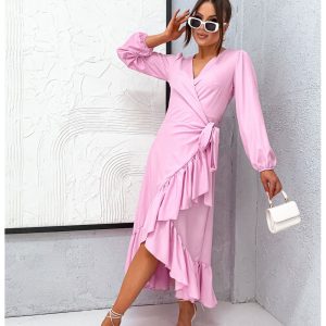 Przekładana midi sukienka z falbaną AMAR - pudrowy róż