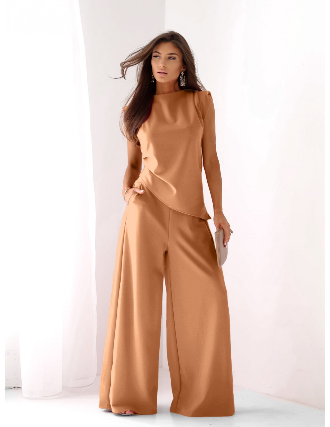 Komplet asymetryczna bluzka i spodnie ARMINA - beżowy