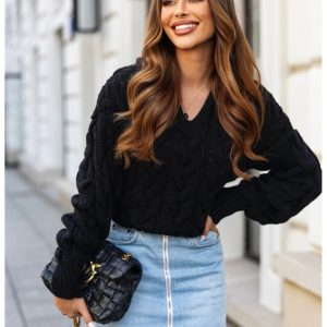 Sweter z kapturem w warkocze ROCCO - czarny