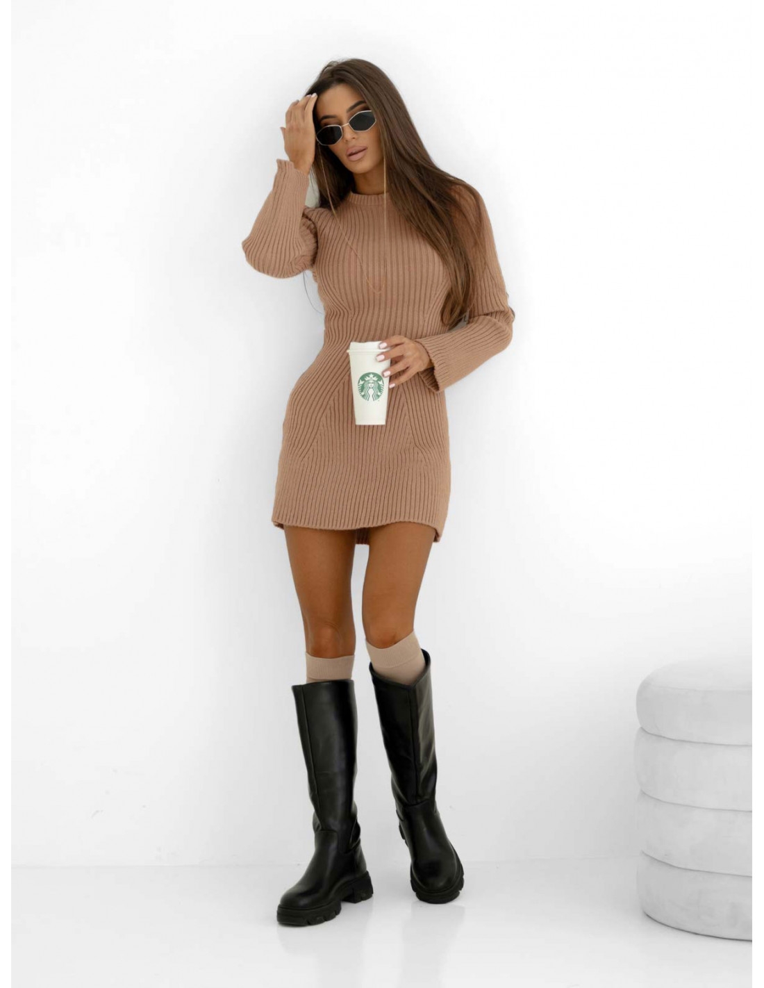 Sweterkowa mini sukienka NOVALIA - karmel mocca mouse