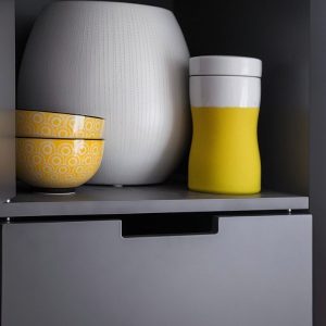 Komoda wysoka z drzwiami szara / biała mat 80 cm Vasco