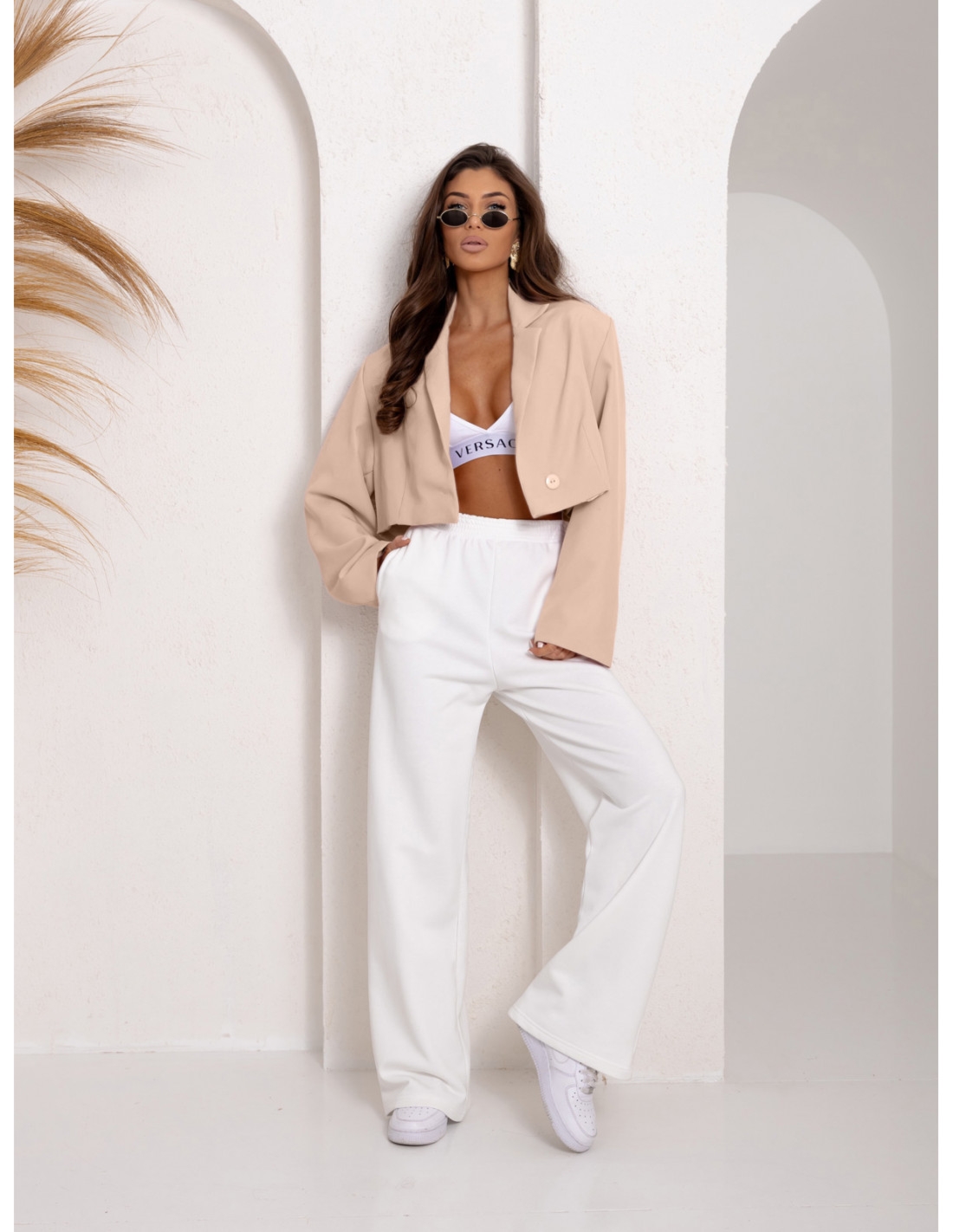 Elegancka krótka marynarka MANOA - beżowa