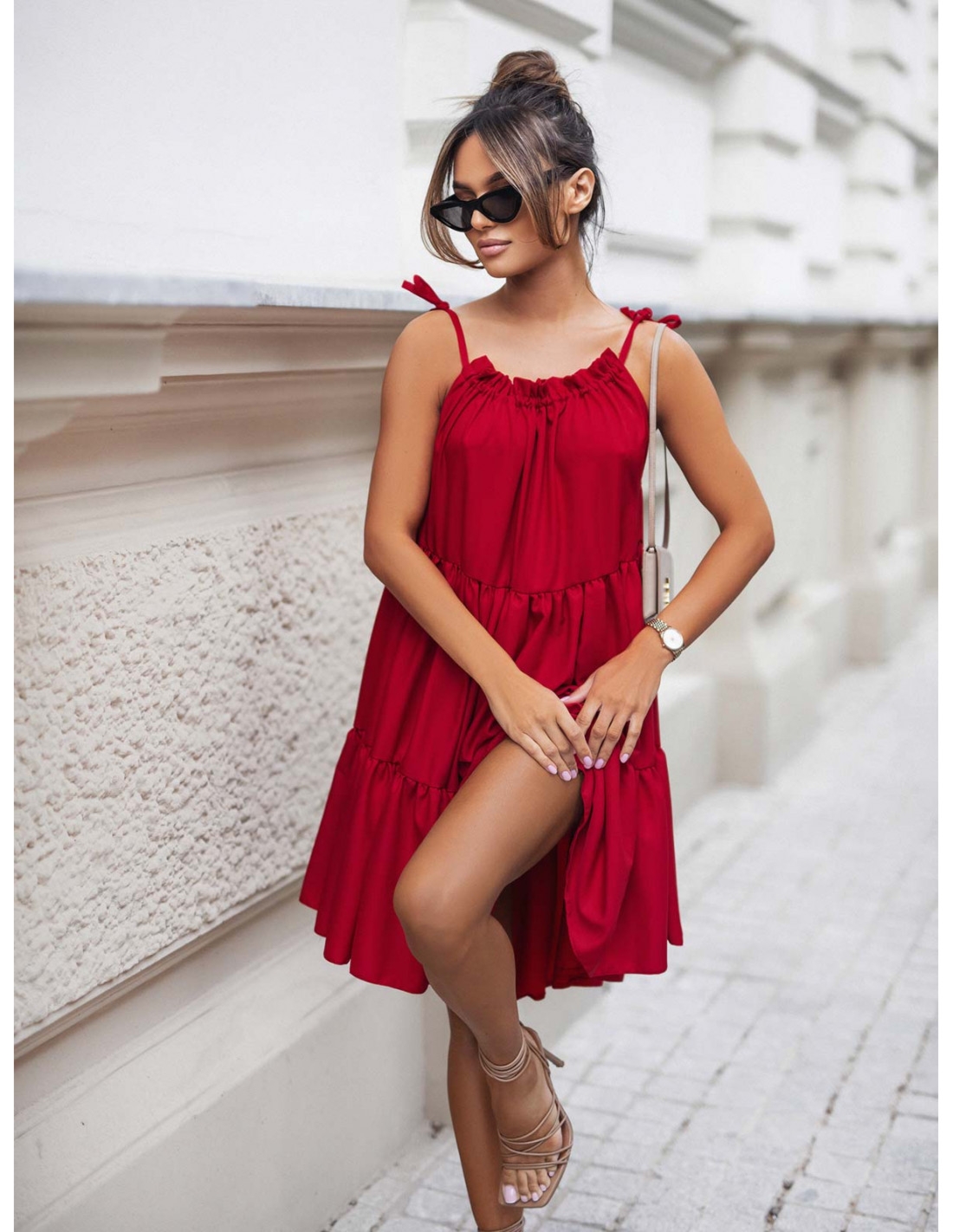 Sukienka na ramiączkach z falbankami DARA - czerwona