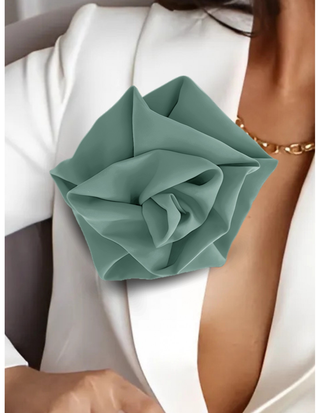 Broszka przypinana róża materiałowa - szałwiowa