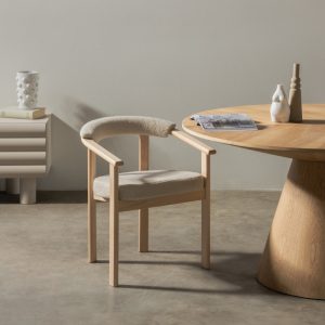 Krzesło do jadalni Maris, jasnobeżowe, boucle, drewno bukowe